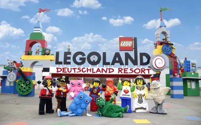 LEGOLAND Německo Vstupní portál s chůzí Skutky